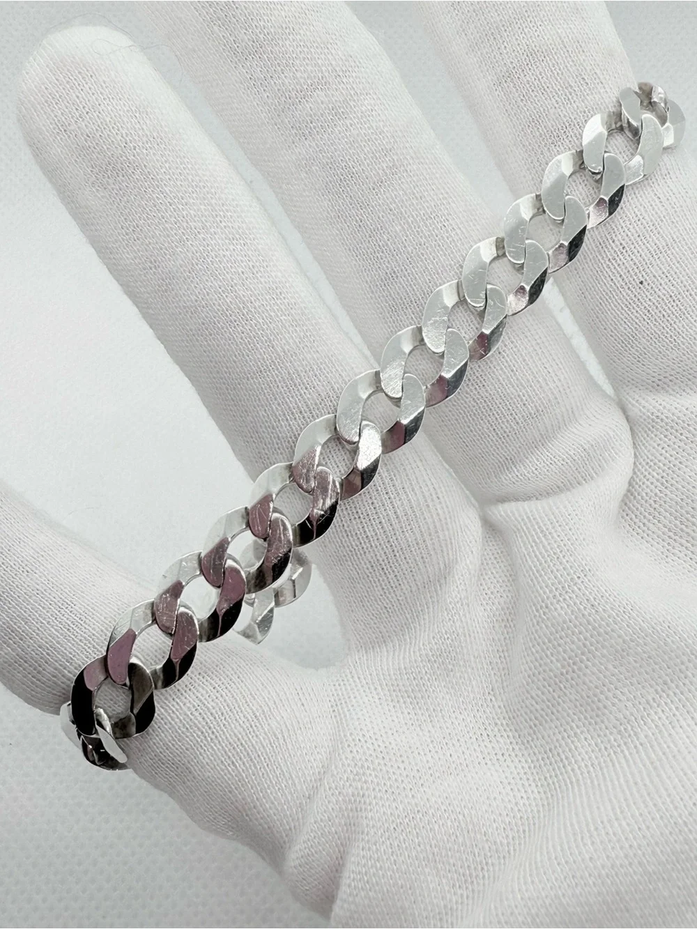 Italian Made Sterling Silver Cuban Link Bracelet - Silver!